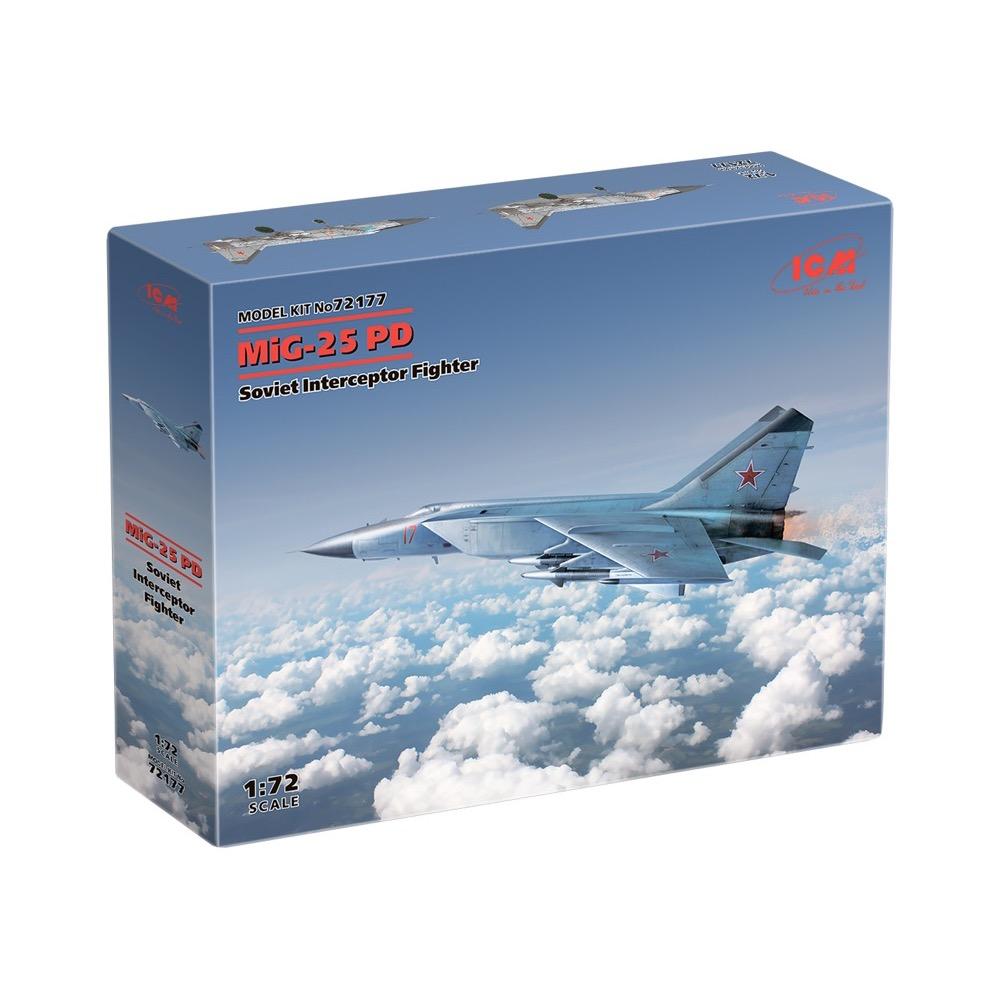 ICM 72177 1/72 Mikoyan MiG-25PD Soviet Training