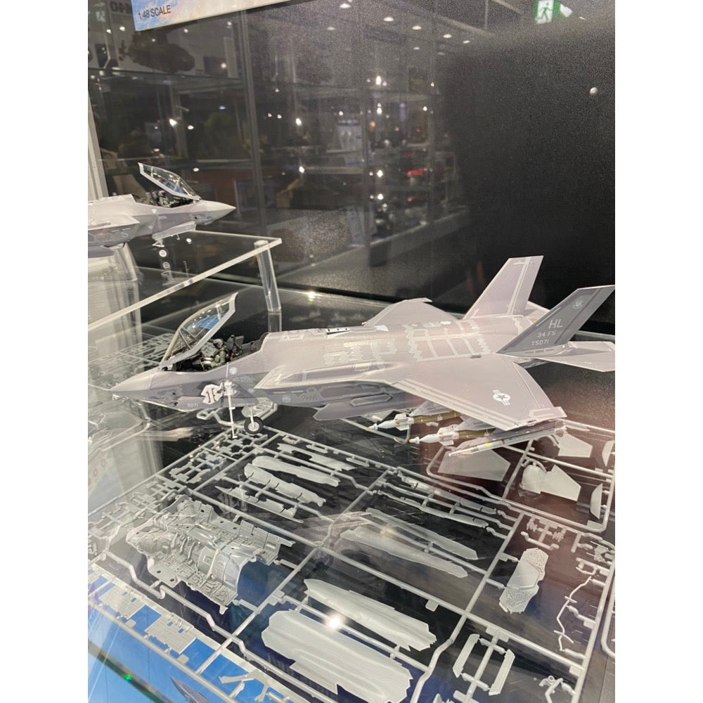 Tamiya 61124 1/48 Lockheed Martin F-35A Lightning II Australian Decals Included