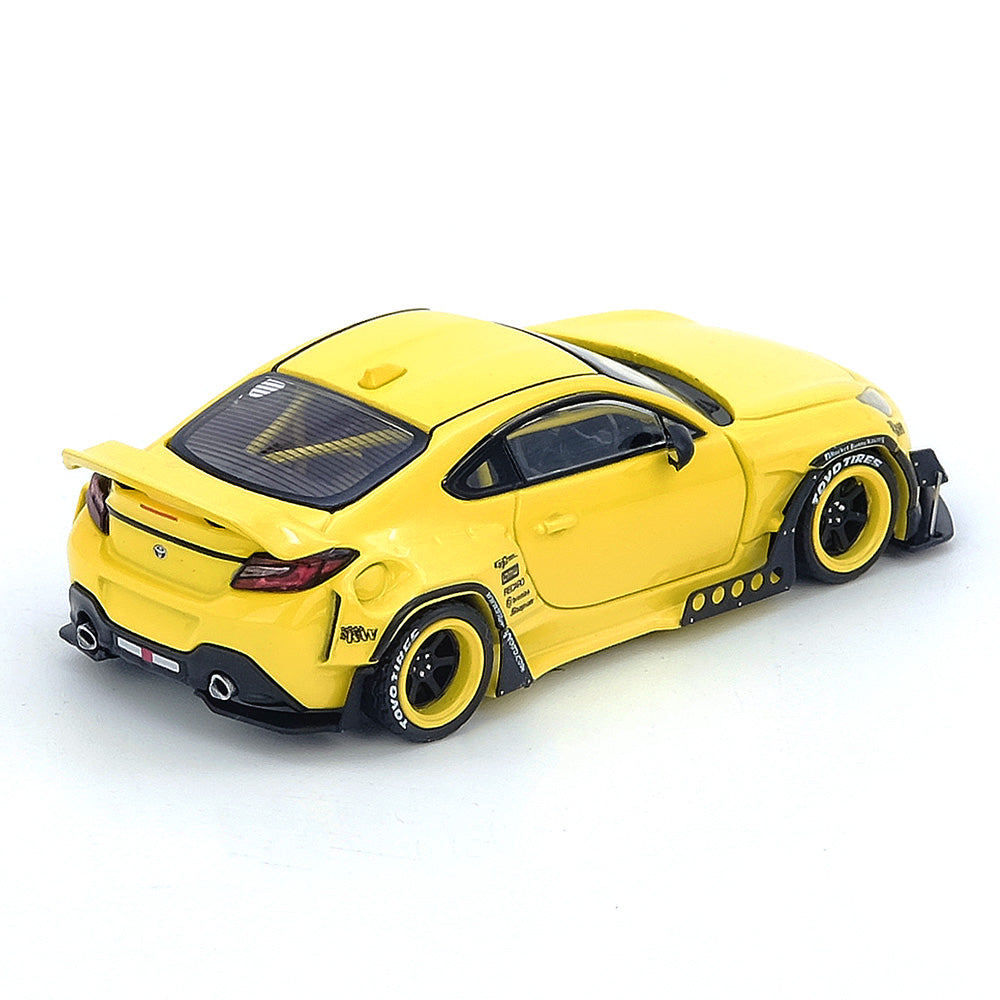 Inno 64-GR86P-YL 1/64 Toyota GR86 Pandem Yellow