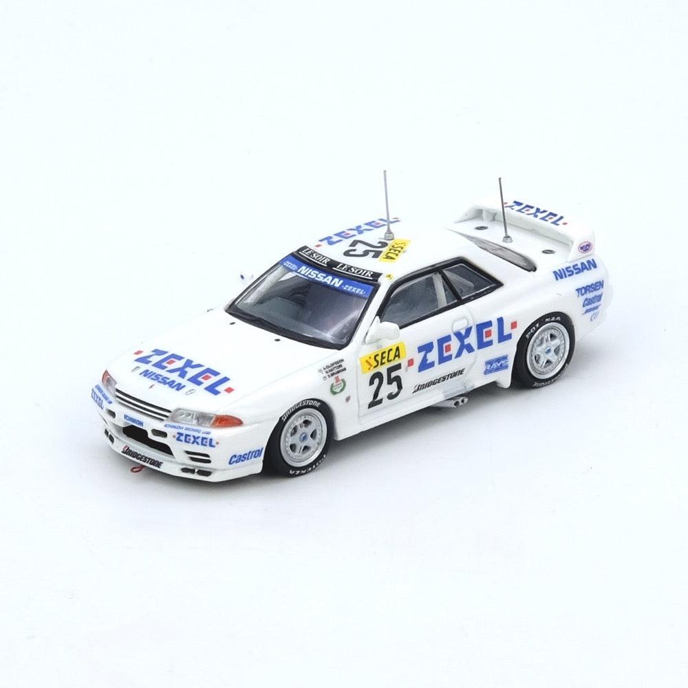 Inno 1/64 Nissan Skyline GT-R R32 No.25 Team Zexel