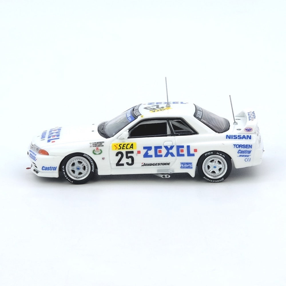 Inno 1/64 Nissan Skyline GT-R R32 No.25 Team Zexel