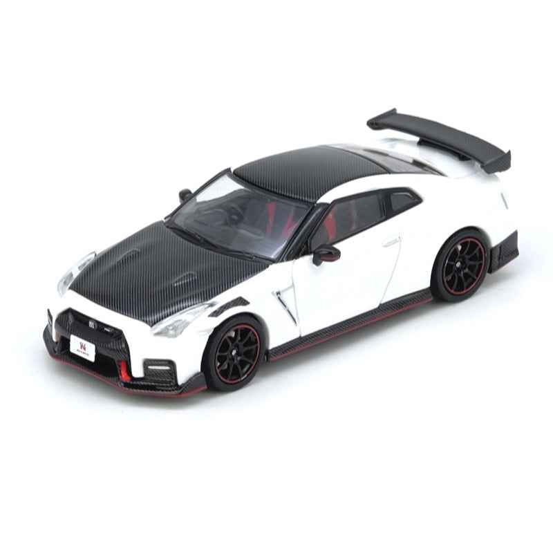 Inno 64-R35N-WHI 1/64 Nissan GT-R R35 Nismo White
