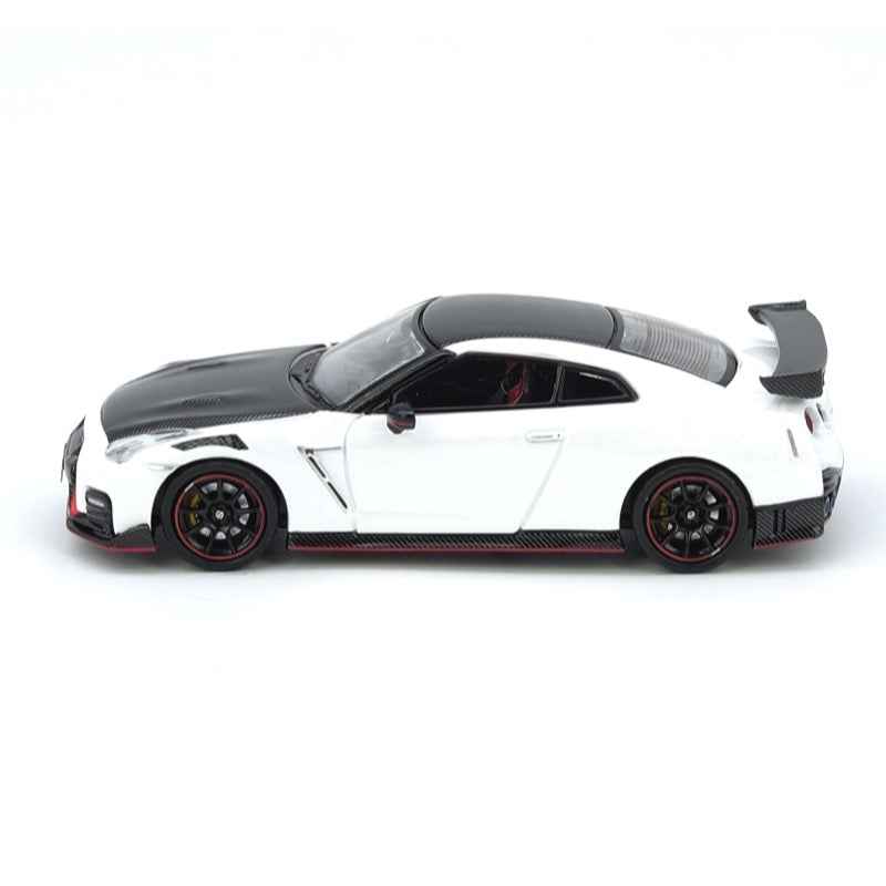 Inno 64-R35N-WHI 1/64 Nissan GT-R R35 Nismo White