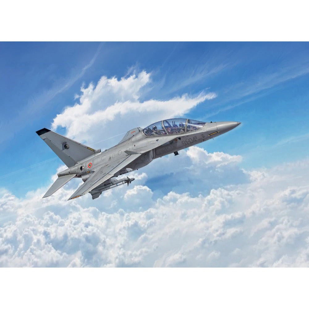 Italeri 1/72 M-346 Master