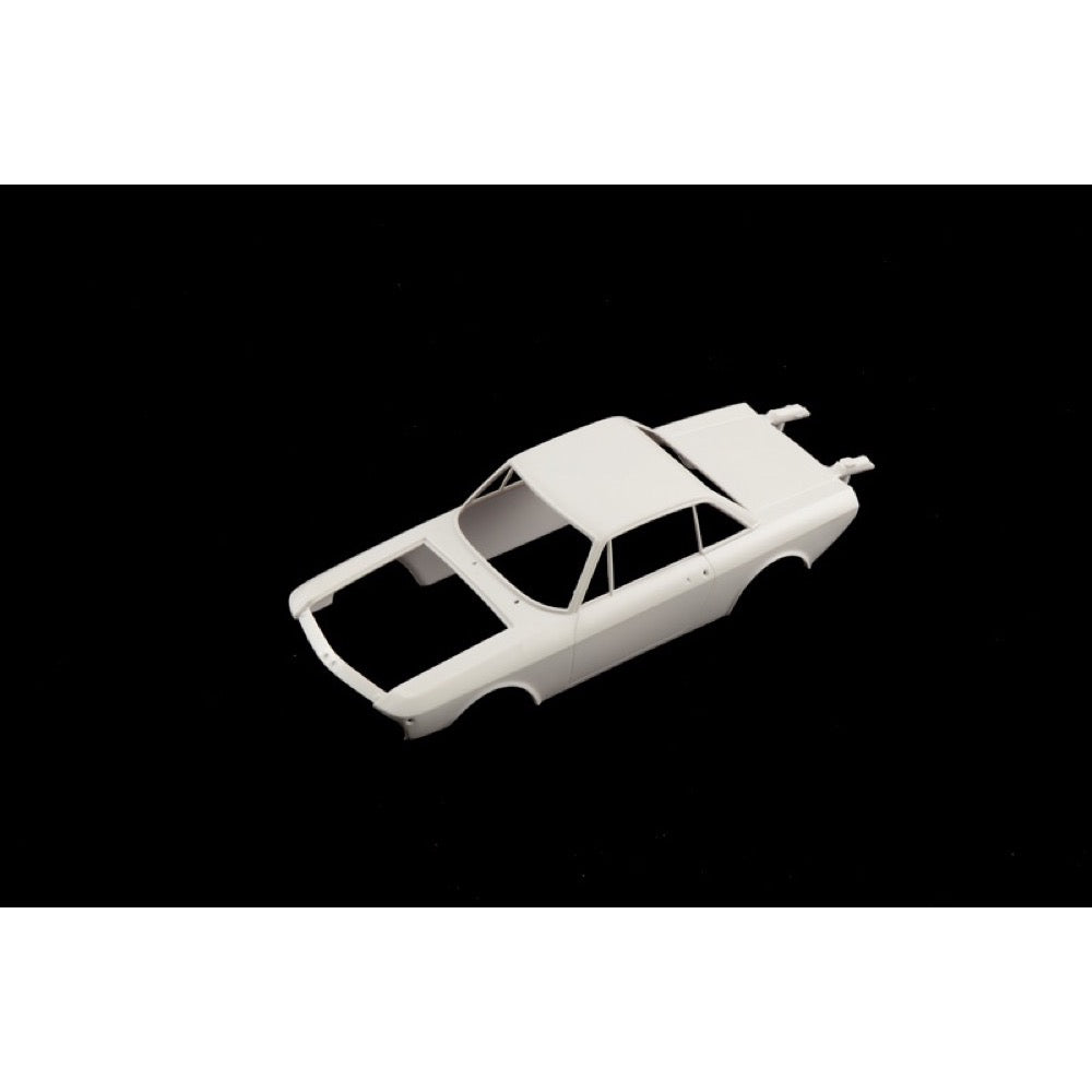 Italeri 1/24 Lancia Fulvia Coupe 1.6 HF Fanalone Model Kit