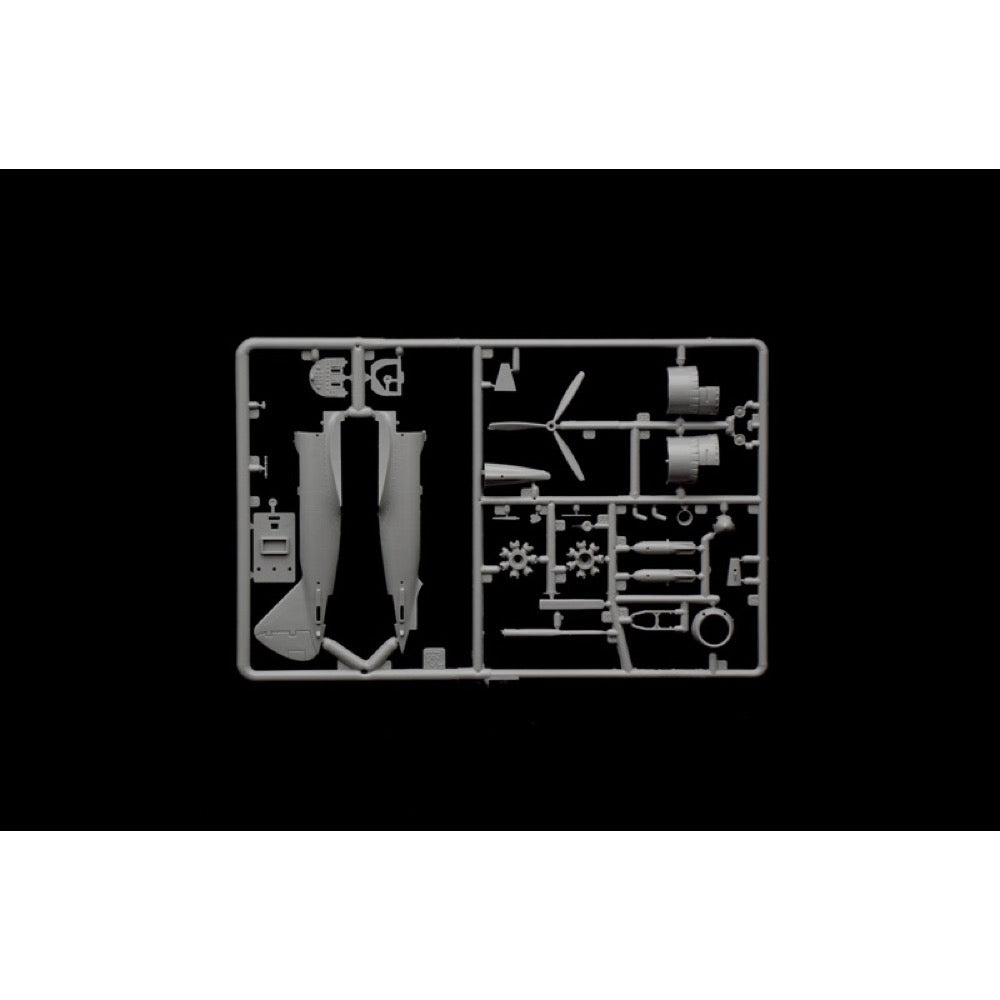 Italeri 1472 1/72 Reggiane Re.2002 Ariete 8001283014724