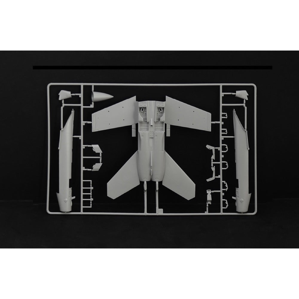 Italeri 2823S 1/48 F/A-18F U.S. Navy Special Colours 8001283028233