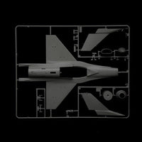 Italeri 35105 1/48 F-16C Fighting Falcon War Thunder Series