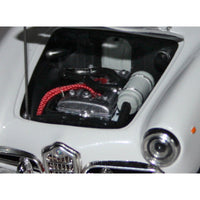 Italeri 3653 1/24 Alpha Romeo Gulietta Spyder 1600