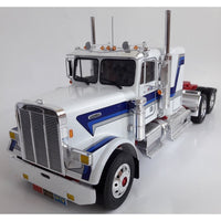 Italeri 3859 1/24 Freightliner FLC