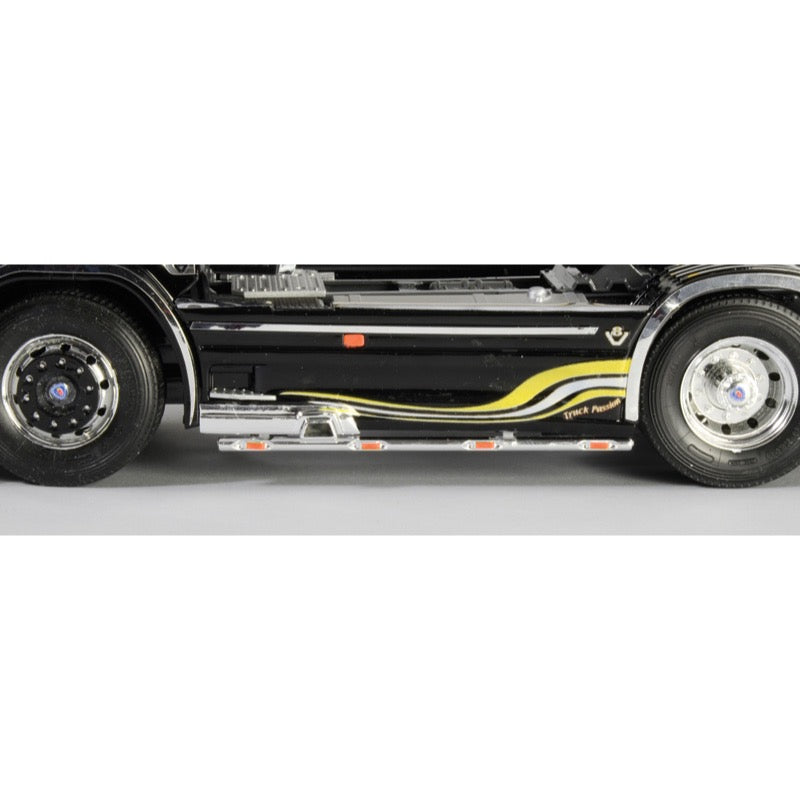 Italeri 3883S Scania R V8 Topline Imperial