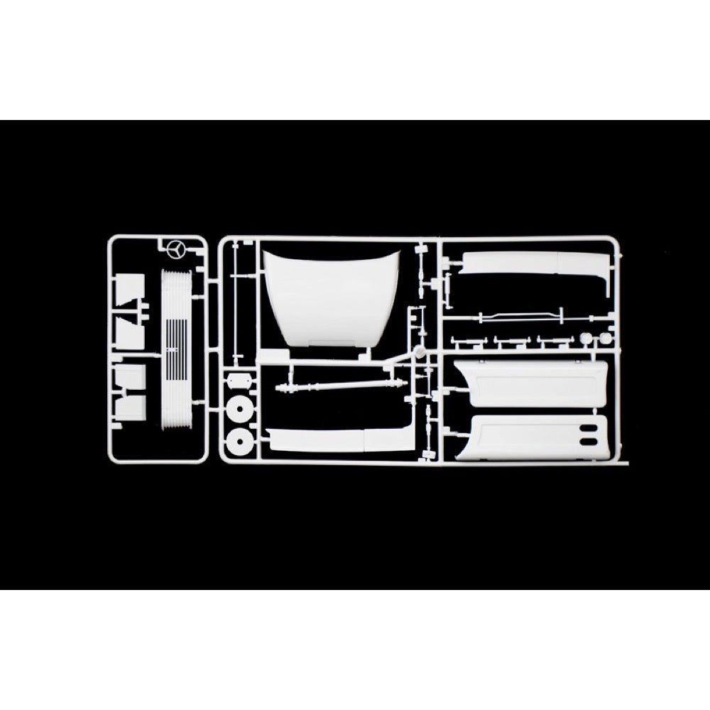 Italeri 3924S 1/24 Mercedes-Benz Eurocab 6x4