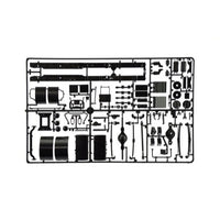 Italeri 3945 1/24 Volvo F16 Globetrotter Canvas with Elevator 8001283039451