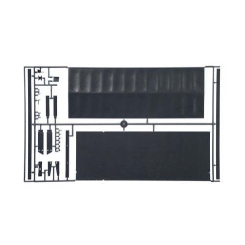 Italeri 3945 1/24 Volvo F16 Globetrotter Canvas with Elevator 8001283039451