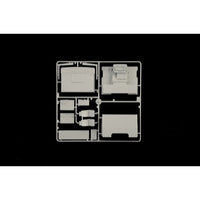 Italeri 3945 1/24 Volvo F16 Globetrotter Canvas with Elevator 8001283039451