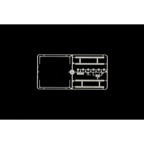 Italeri 3945 1/24 Volvo F16 Globetrotter Canvas with Elevator 8001283039451