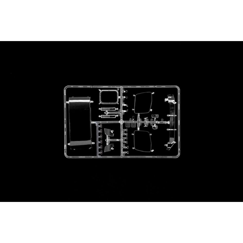 Italeri 3948 1/24 Mercedes Benz MP4 Big Space