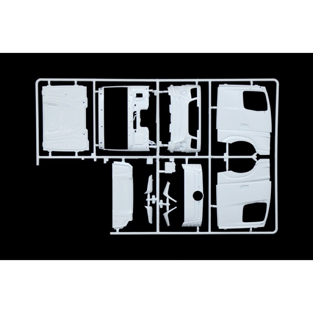 Italeri 3948 1/24 Mercedes Benz MP4 Big Space