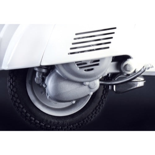 Italeri 4633 1/9 Vespa 125 Primavera