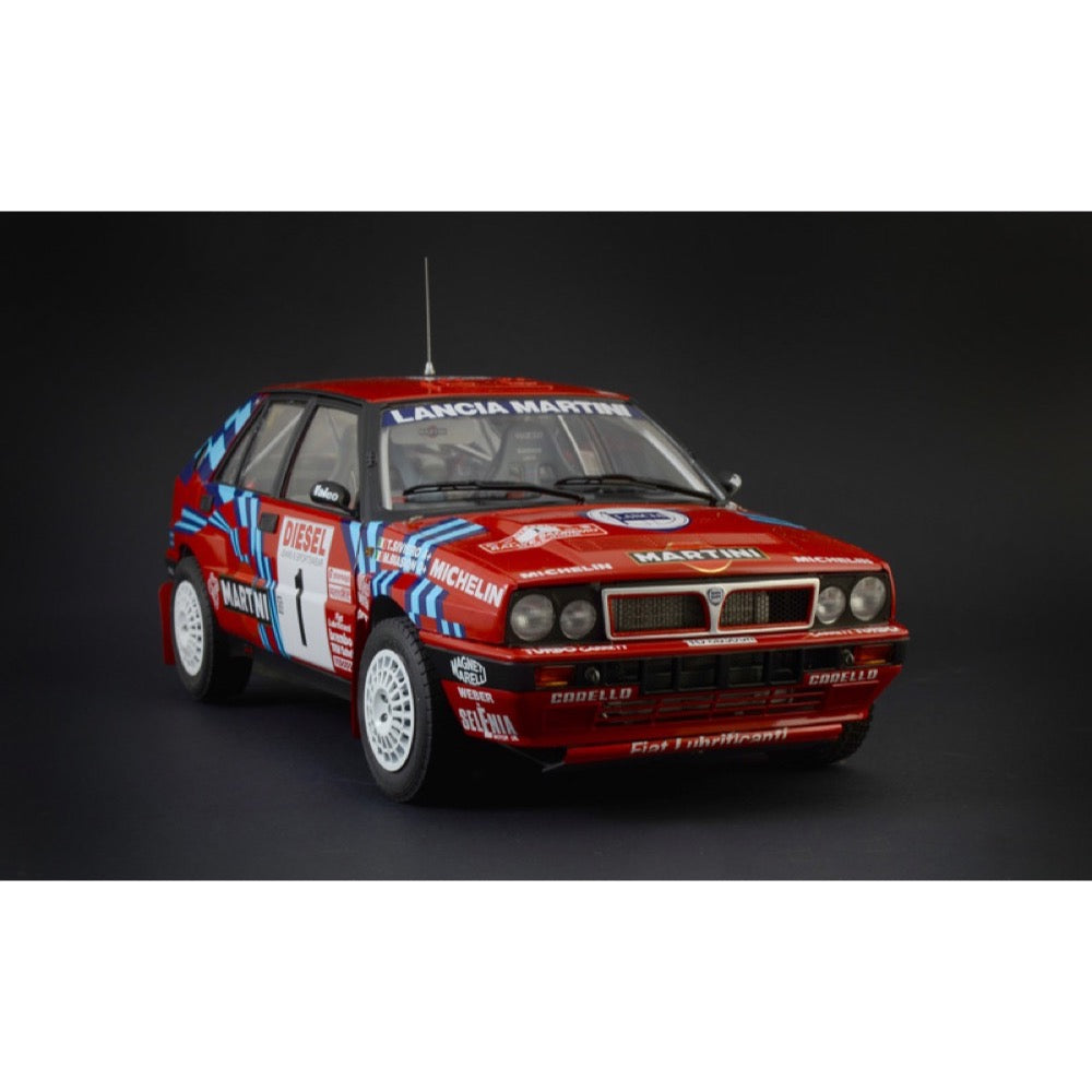 Italeri IT4712S 1/12 Lancia DELTA 16V HF integrale Sanremo 1989