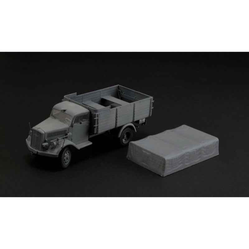 Italeri 6760S 1/35 Kfz. 305 Opel Blitz Typ A 4X4