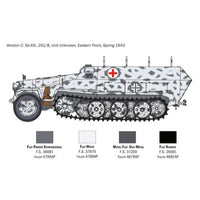Italeri 7077 1/72 Sd.Kfz 251/8 Ambulance
