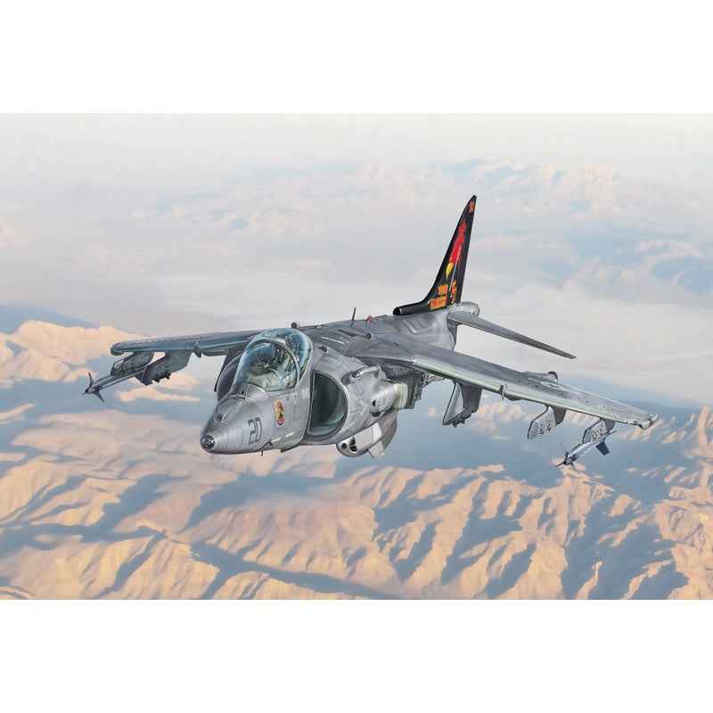 Italeri 90193 1/72 AV-8B Harrier II 25