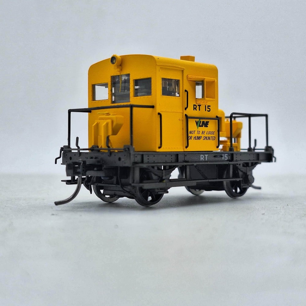 Ixion Models HO RT 15 V-LINE Yellow DCC Sound Fitted