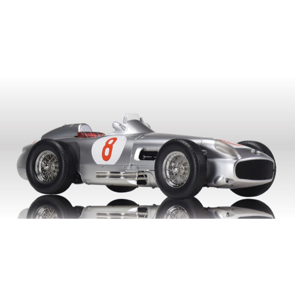 IXO Models 1/8 Mercedes-Benz W 196 R No.8