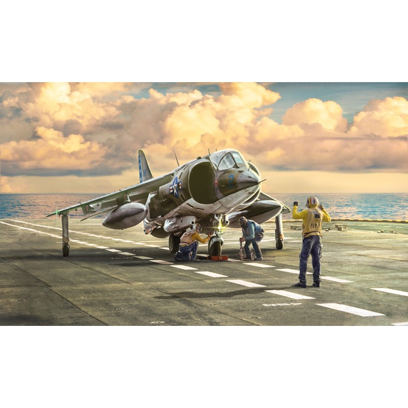 Italeri 1/72 AV-8A Harrier Fighter Jet IT1410