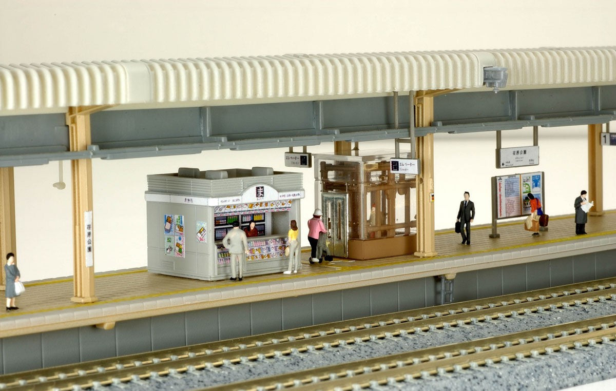 Kato 23-164 N Stores at Platform