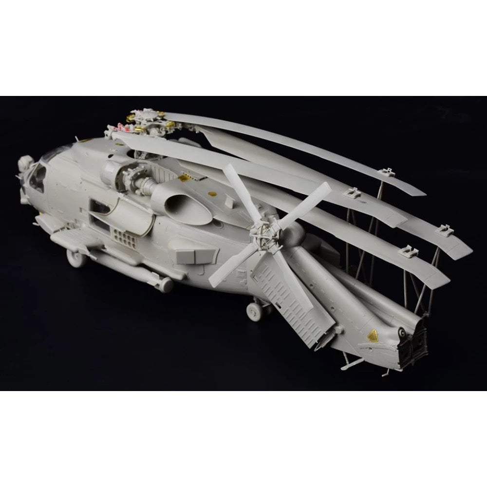 Kitty Hawk 50009 1/35 Sikorsky SH-60B Sea Hawk