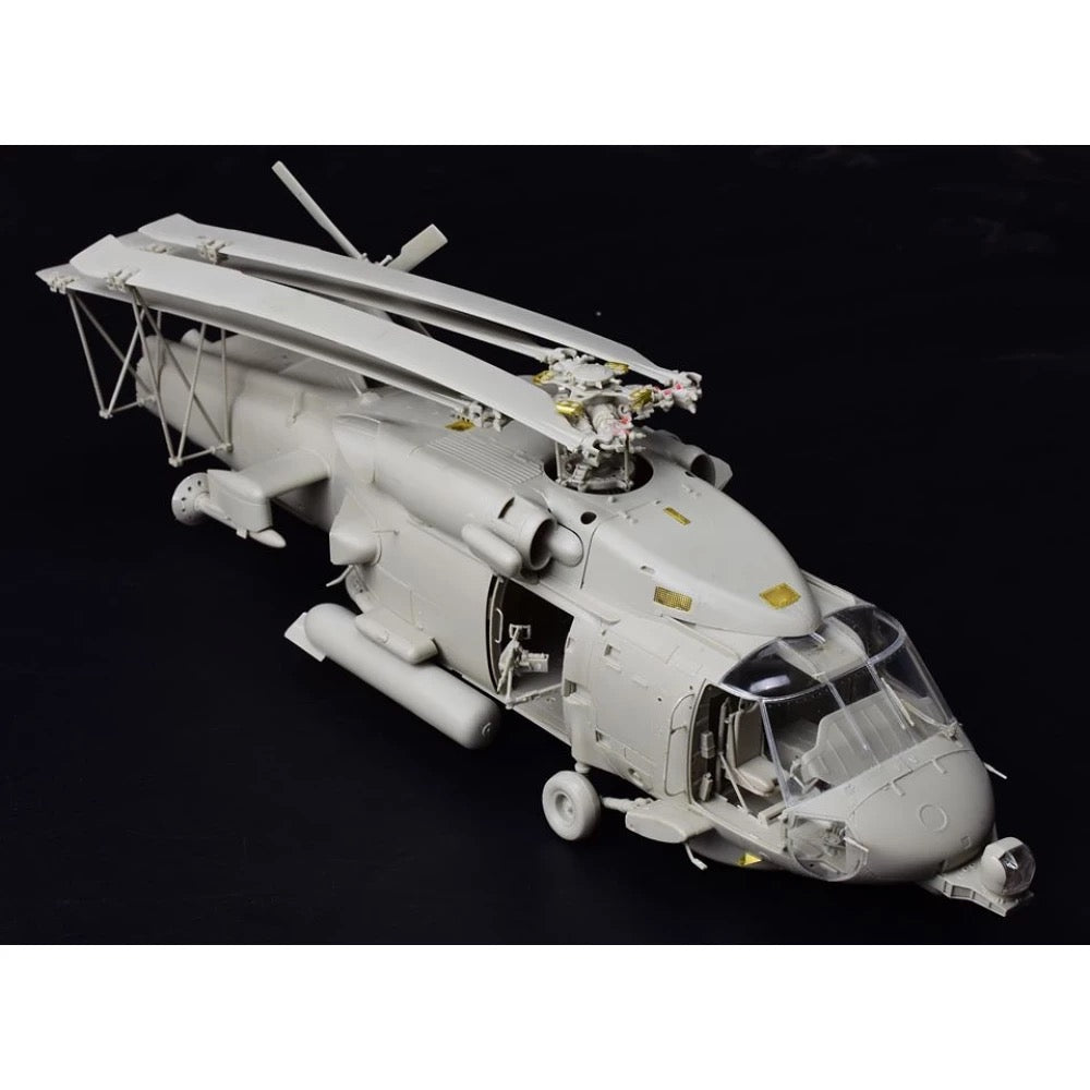 Kitty Hawk 50009 1/35 Sikorsky SH-60B Sea Hawk
