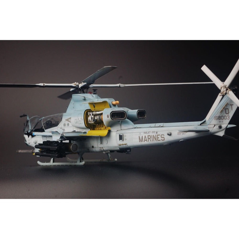 Kitty Hawk 80125 1/48 AH-1Z Viper