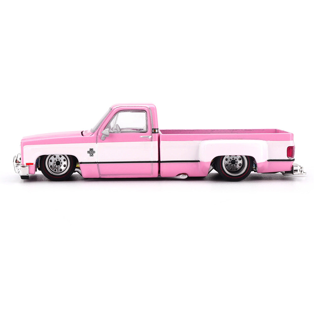 Kaido House x Mini GT KHMG243 1/64 Chevrolet Silverado Dually Vintage Spec V2