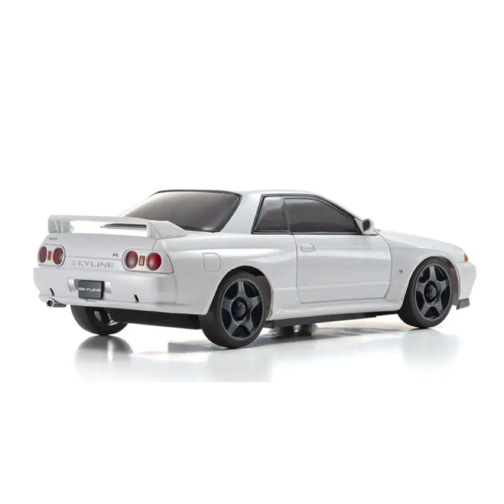 Kyosho Mini-Z Nissan Skyline GT-R Nismo R32 White AWD MA-020 Readyset 32639W