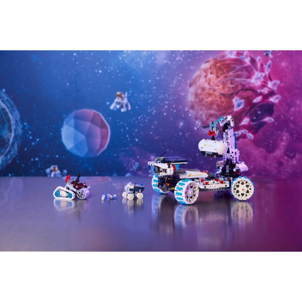 Lego 42211 Technic Lunar Outpost Moon Rover Space Vehicle