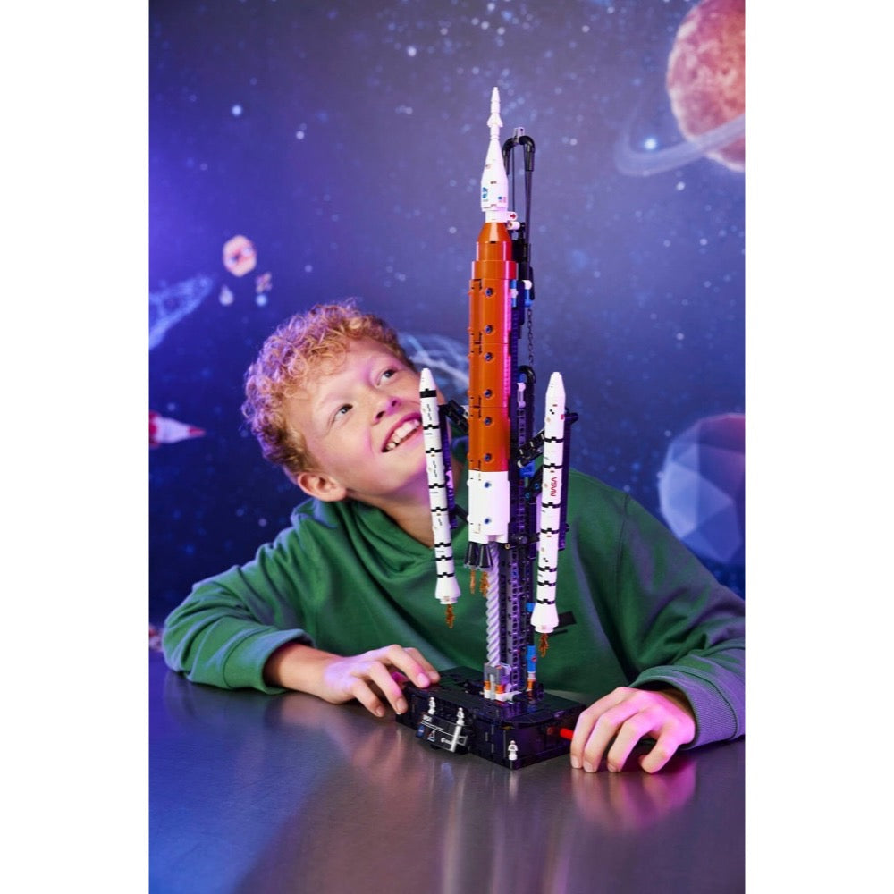 LEGO 42221 Technic NASA Artemis Space Launch System Rocket