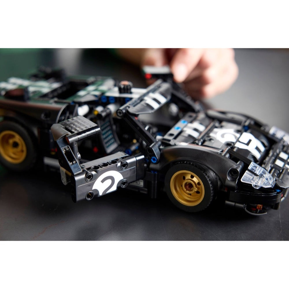 Lego 42223 Technic 1966 Ford GT40 MKII Race Car