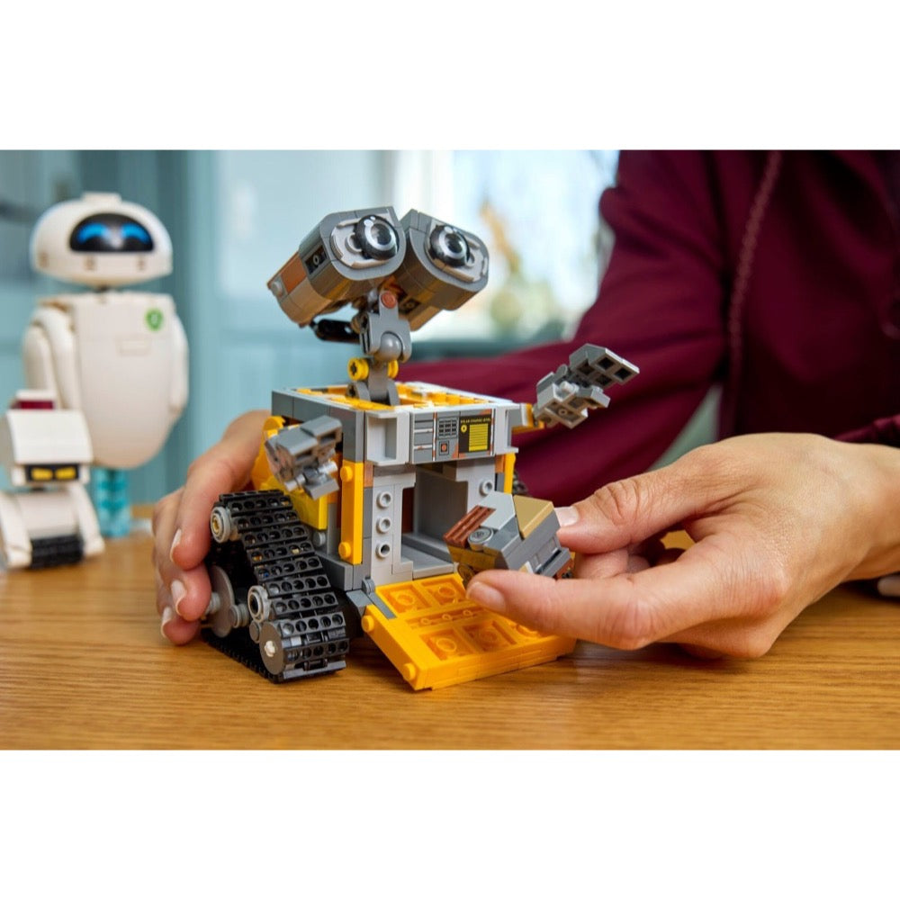 Lego 43279 Disney WALL-E and EVE