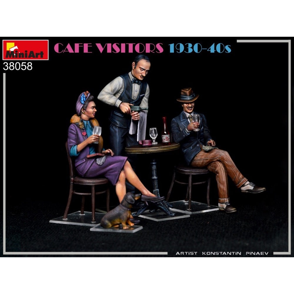 MiniArt 38058 1/35 Cafe Visitors 1930 - 1940s 5905090346371
