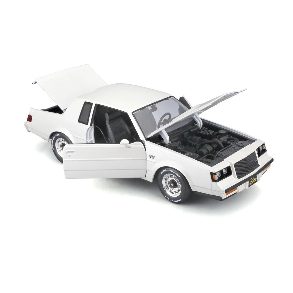 Maisto 1/18 Buick Grand National 1987 White