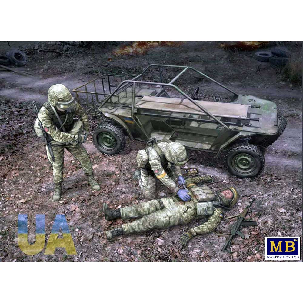 Master Box 35246 1/35 Buggy Mongoose. The Ukrainian Battlefield evacuation version with crew 4820113082979