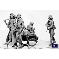 Master Box 35250 1/35 Desert Battle Series. Long-Distance Raid. Child of Hope