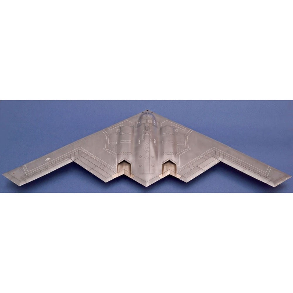 Modelcollect UA72214 USAF B-2A Spirit Stealth Bomber with AGM-158 Missile
