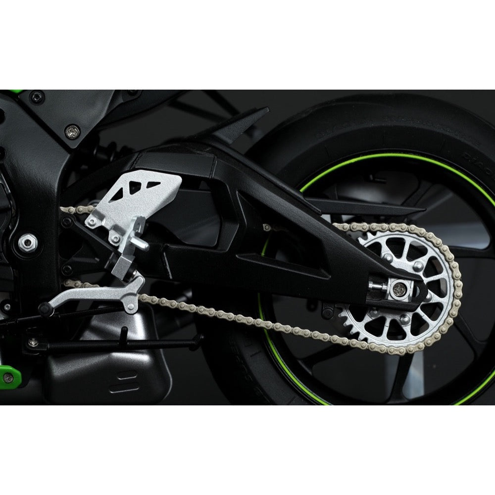 Meng MT-008s 1/9 Kawasaki Ninja ZX-10RR Pre-colored Edition