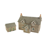 Metcalfe PO255 OO/HO Workers Cottage Card Kit | Metro Hobbies