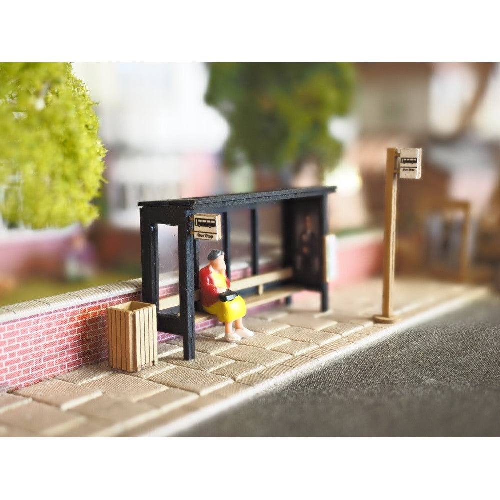 Metcalfe PO525 OO/HO Bus Shelter Card Kit