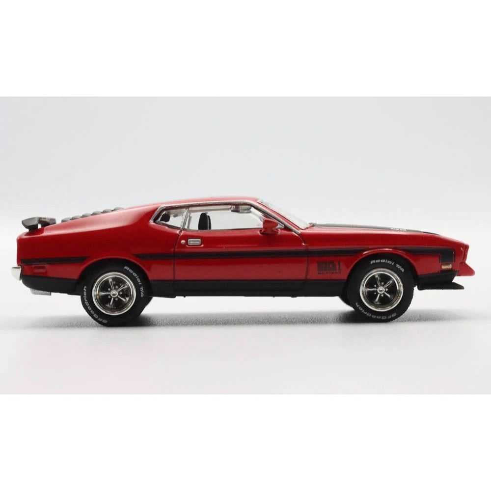 Mini GT MGT01122-L 1/64 Ford Mustang Mach1 1971 Race Red