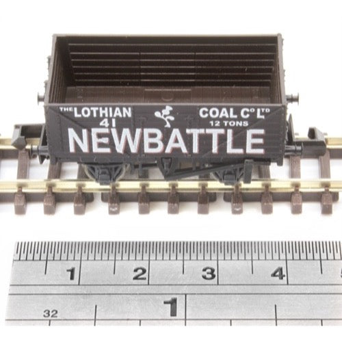Peco NR7013P N RTR 9ft 7 Plank Open Wagon Newbattle